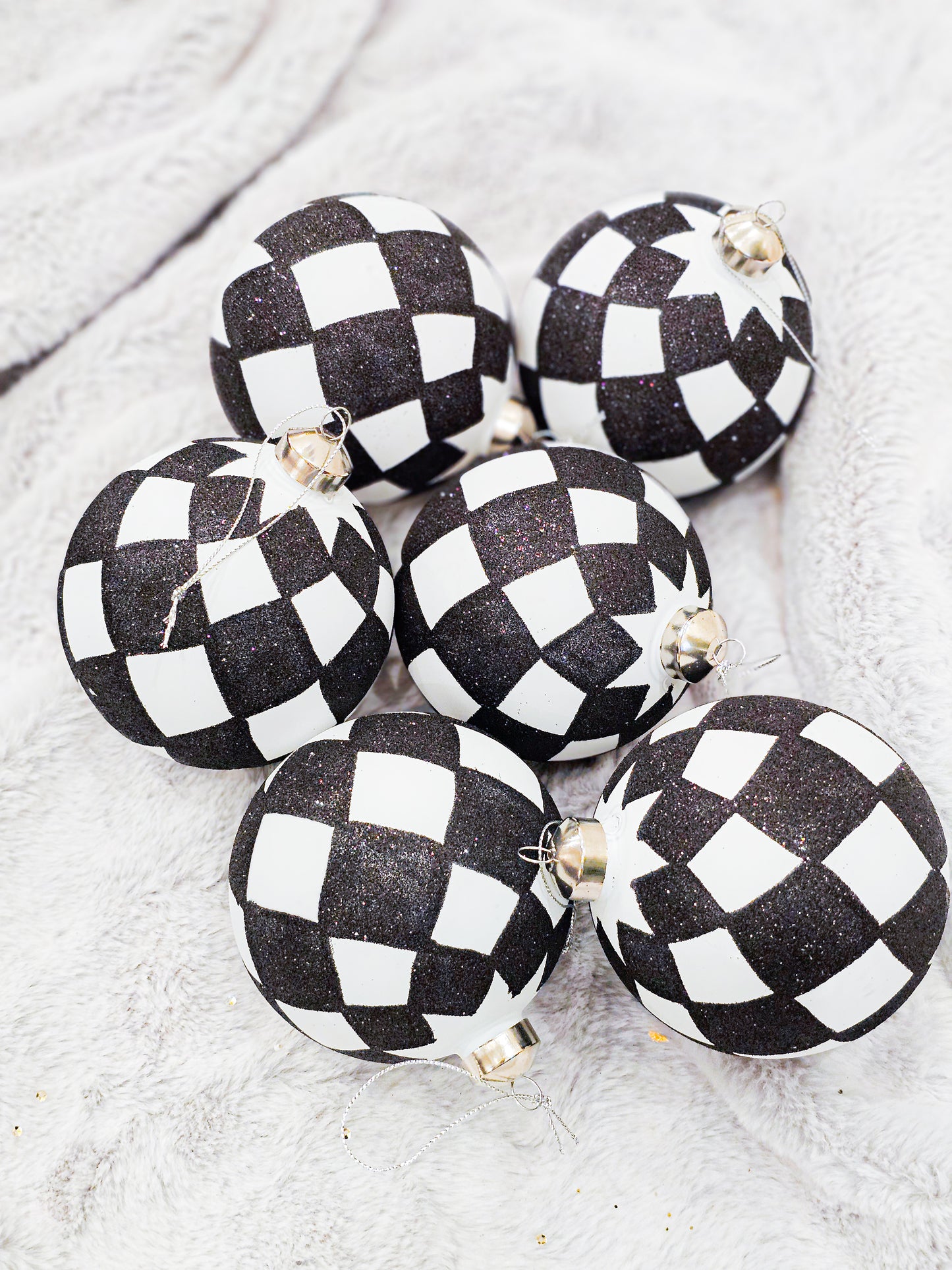 Vintage style black and white bauble